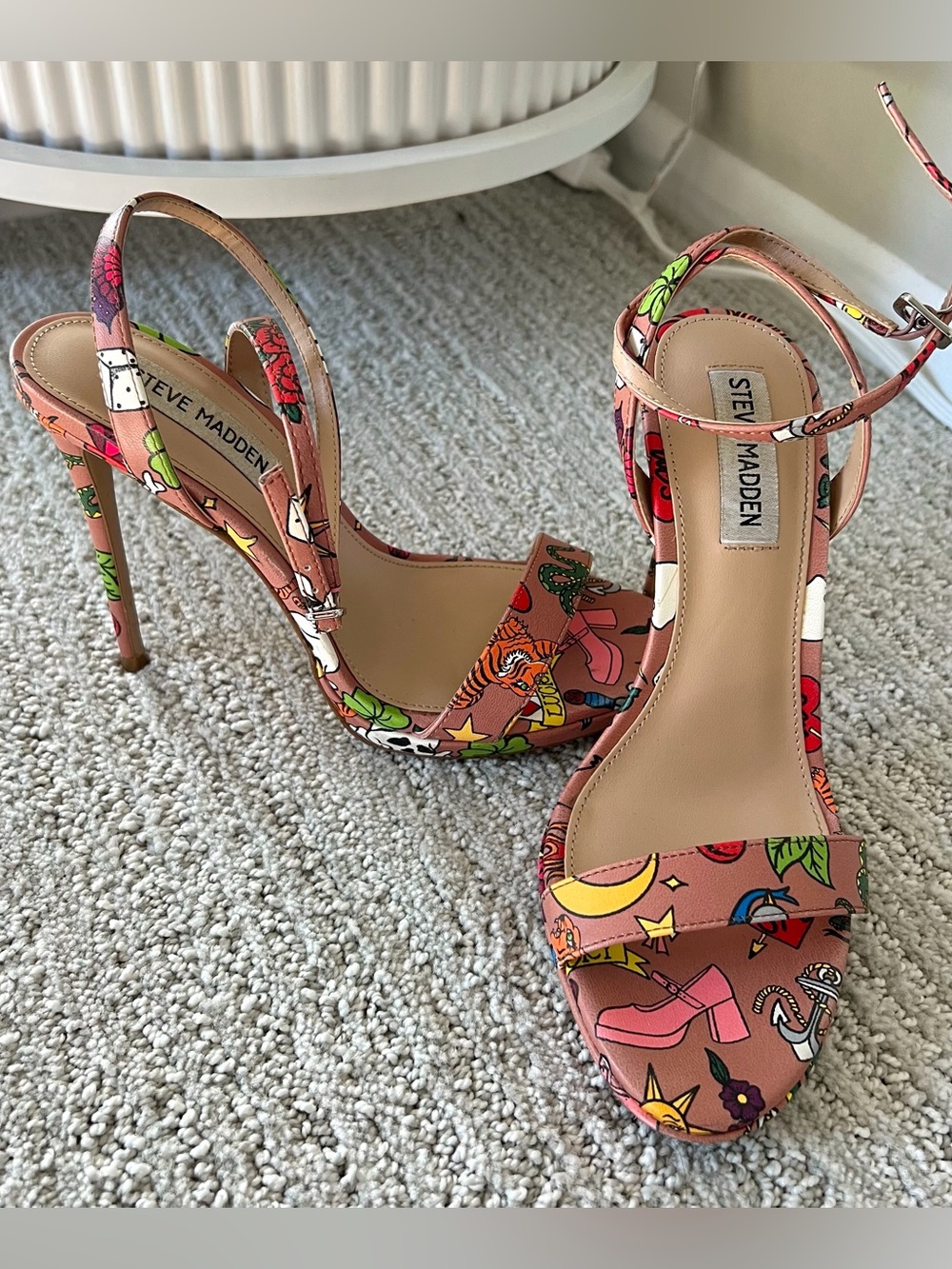Steve Madden multi tattoo print heels